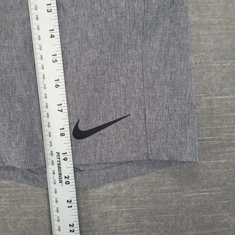 Nike Swim Mens Gray Heathered Board Shorts Size 36 Swimbriefs Trunks